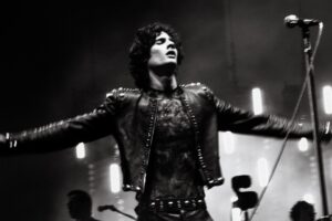 sombr annonce une tournée des arènes 2026 avec un groupe empilé d’actes d’ouverture