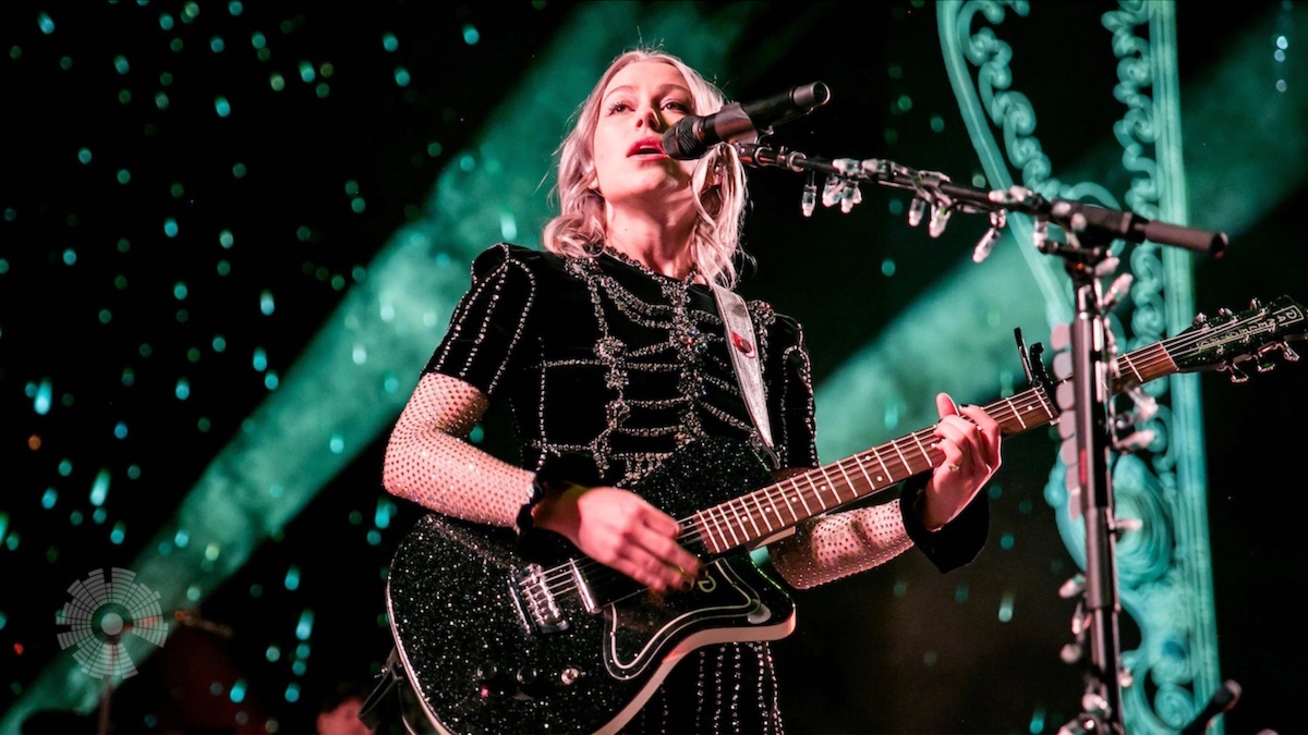 Phoebe Bridgers lance une nouvelle musique lors de son premier spectacle en trois ans