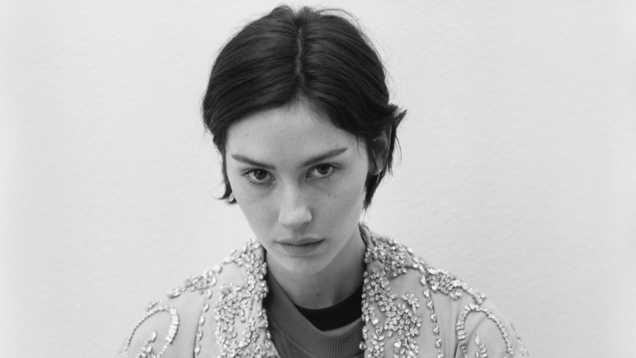 Gracie Abrams annonce la tournée "The Look at My Life"