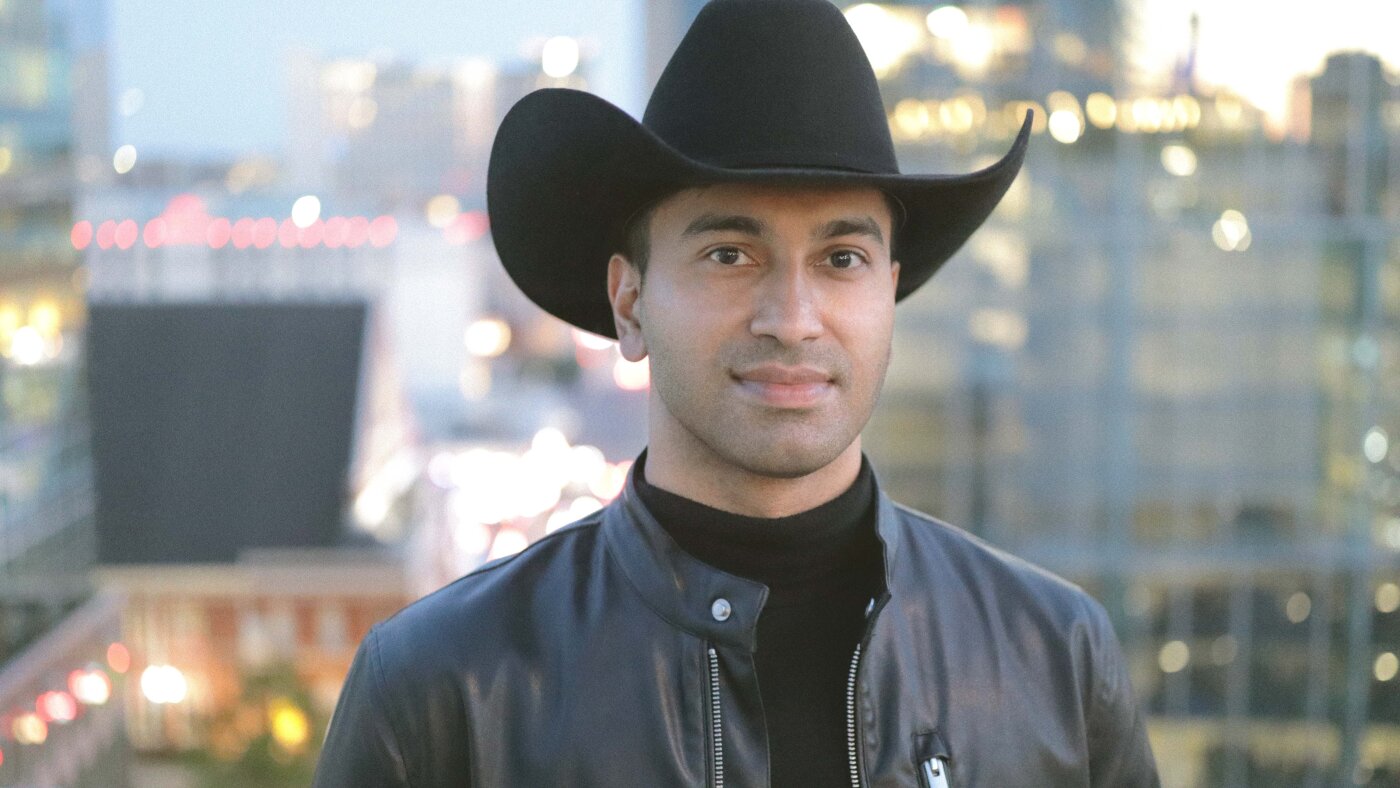 Cette star de la country apporte une ambiance pakistanaise à ses chansons : NPR