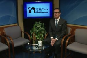 Stephen Colbert revient pour animer Monroe, accès public au Michigan