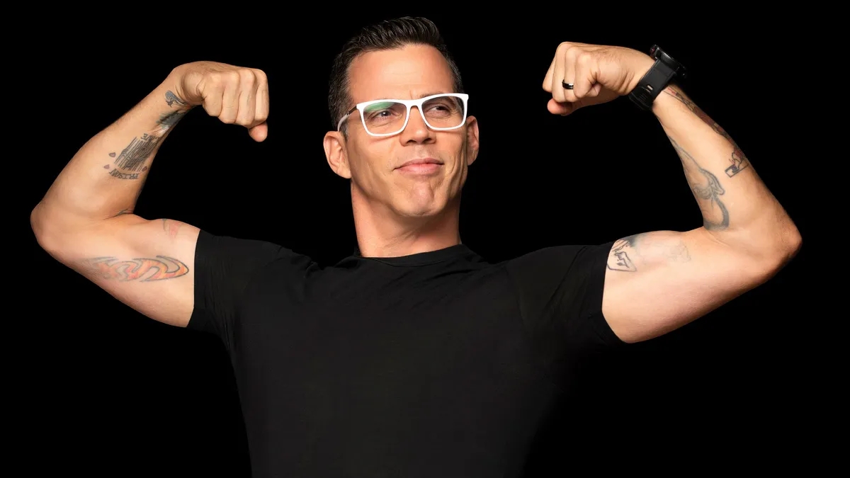 Steve-O annonce les dates de la tournée "Crash & Burn" pour 2026