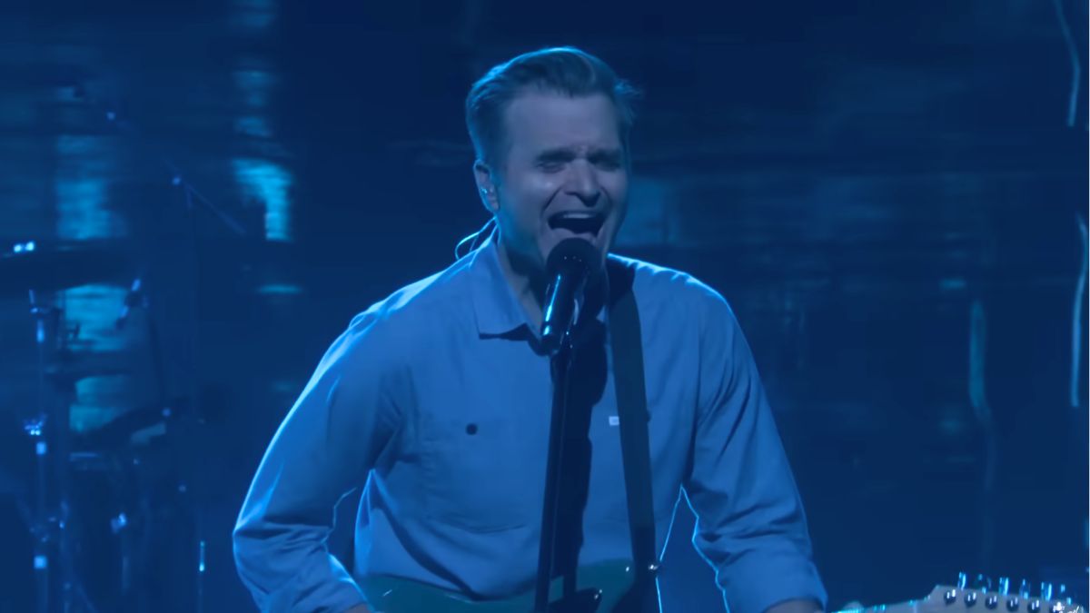 Death Cab for Cutie interprète "Riptides" sur Kimmel : regardez