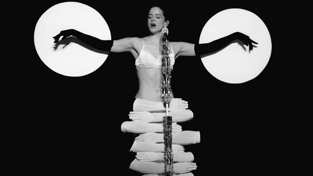 Rosalía apporte son superbe « LUX Tour » à New York : critique