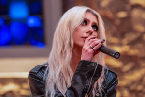 The Pretty Reckless dévoile Dear God lors de la soirée de sortie de son disque intime