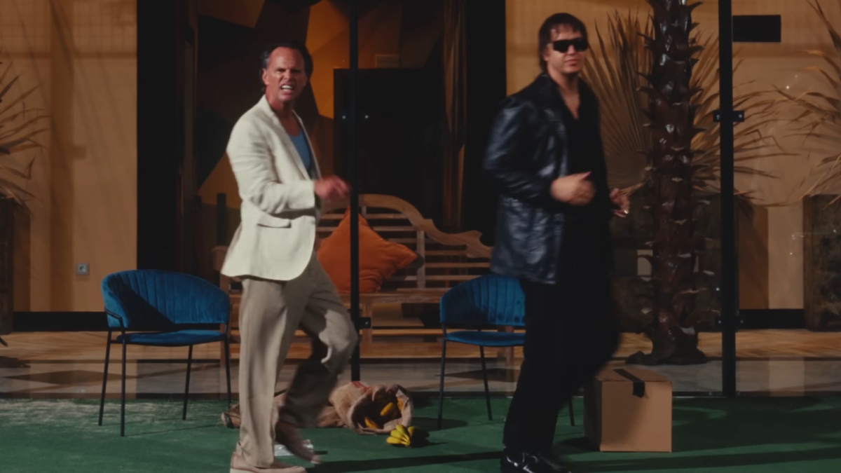 Walton Goggins joue dans le clip vidéo "Going Shopping" des Strokes