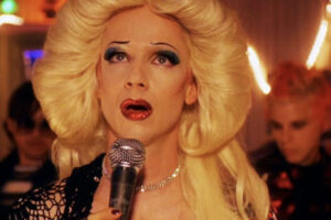 John Cameron Mitchell présente Hedwig and the Angry Inch pour la tournée du 25e anniversaire