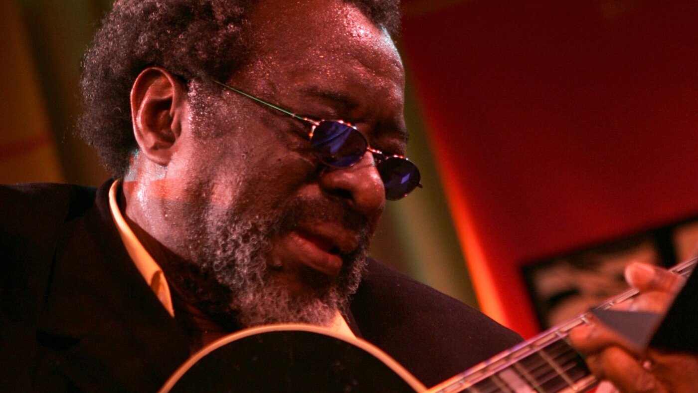 James Blood Ulmer, guitariste électrique et chanteur d'avant-garde, est décédé à 86 ans : NPR