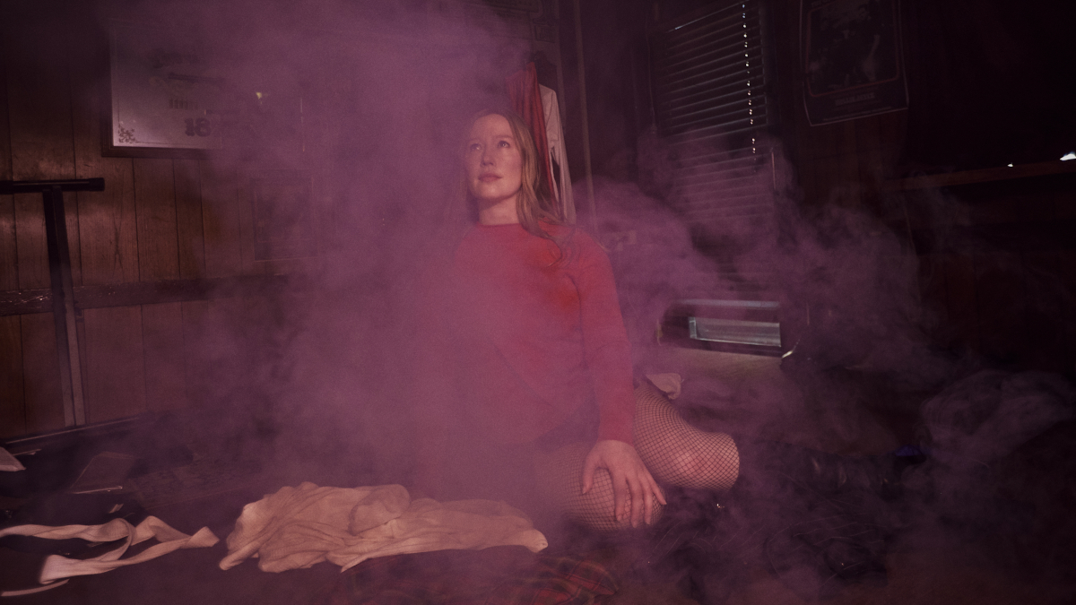 Julia Jacklin annonce un nouvel album, The Gem, et partage son premier single : Stream