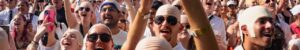 Pitbull obtient le record mondial Guinness du plus grand rassemblement de personnes chauves
