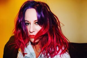 La bassiste de L7, Jennifer Finch, atteinte d'un cancer du cerveau agressif