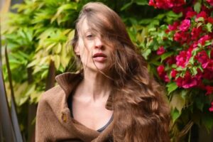 Fiona Apple révèle une nouvelle chanson « Horns of a Bull » : streaming