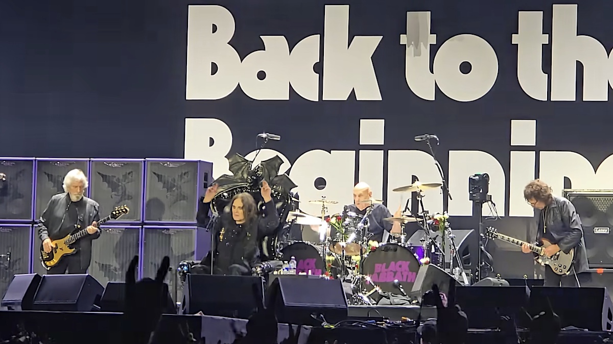 Les membres du groupe Black Sabbath rendent hommage à Ozzy Osbourne un an après son décès