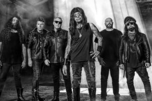 Ministry annonce son dernier album et sa tournée d'adieu et libère « Burned Out »