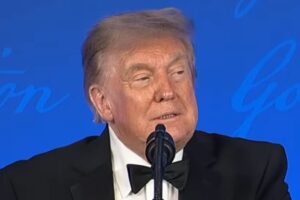 Le discours du dîner des correspondants de Donald Trump a été un désastre spectaculaire