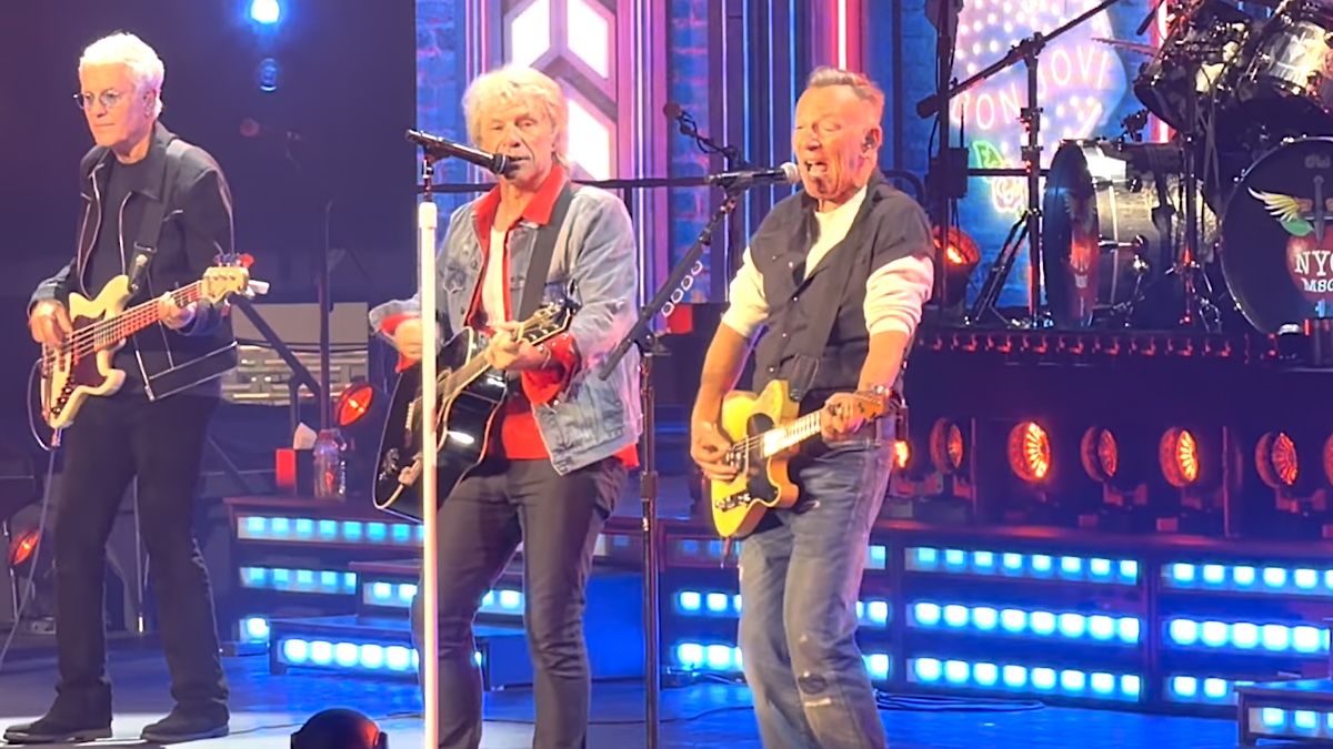 Bon Jovi rejoint par Bruce Springsteen au spectacle final de la résidence MSG