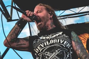 Dez Fafara, leader de DevilDriver/Coal Chamber, révèle une tumeur à la tête