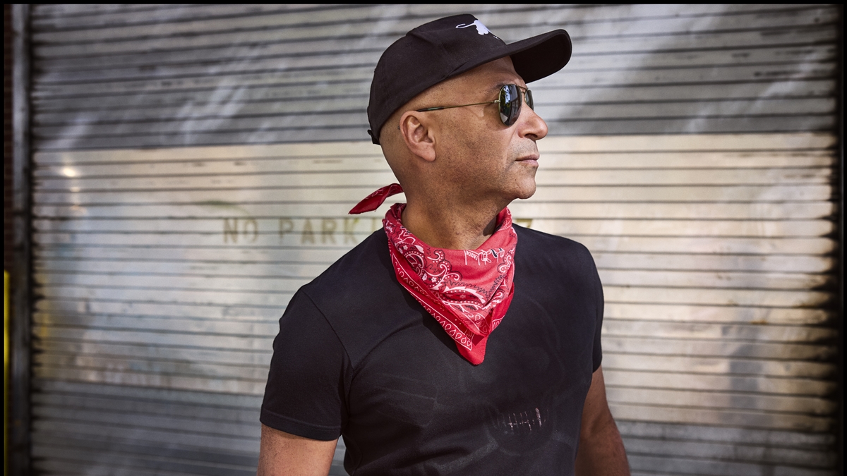 Tom Morello annonce son premier album rock solo et lance "Date Night"