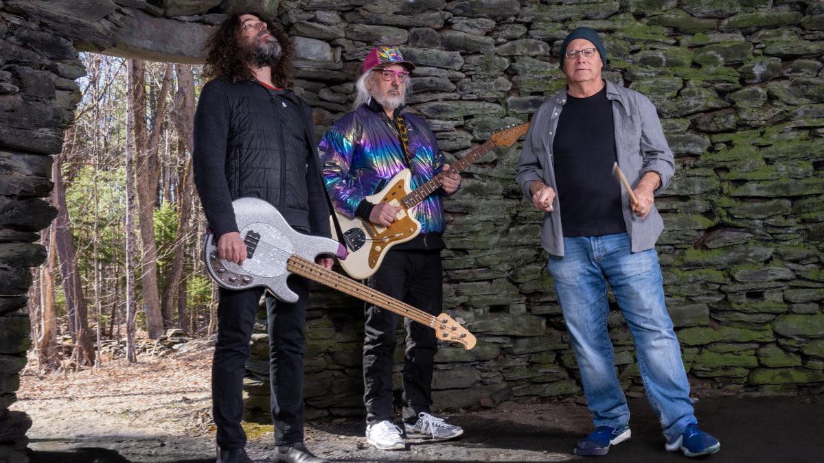 Dinosaur Jr. dévoile son nouveau single "Blowin' Up" : streaming