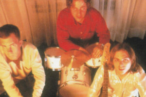Ben Folds Five annonce le 30e anniversaire de ses débuts avec le LP Shelved First Attempt