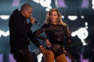 Beyoncé rejoint JAY-Z pour « Reasonable Doubt » au Yankee Stadium : regardez