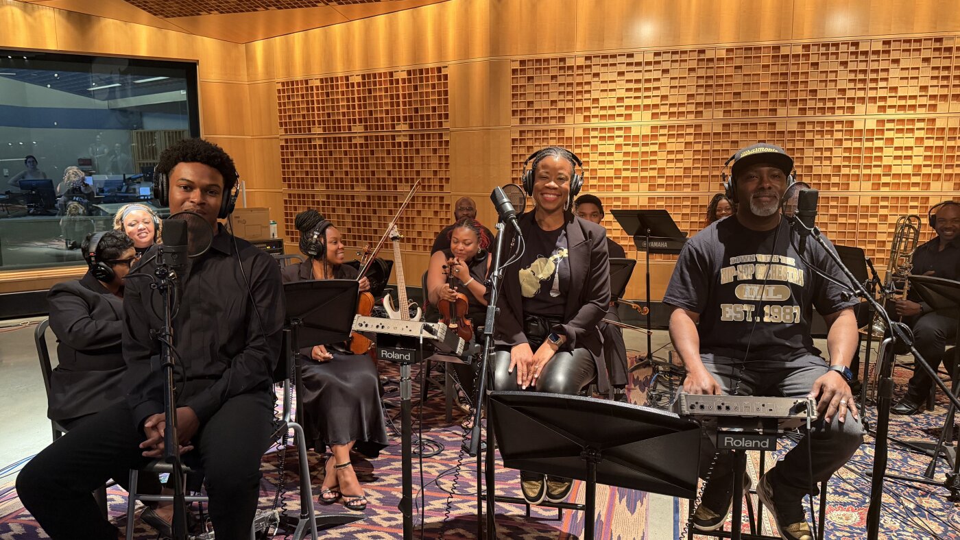 Le mélange de hip-hop et de classique d'Illharmonic construit la communauté : NPR
