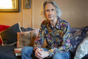 Lenny Kaye, le guitariste de Patti Smith, est « Goin' Local » : NPR